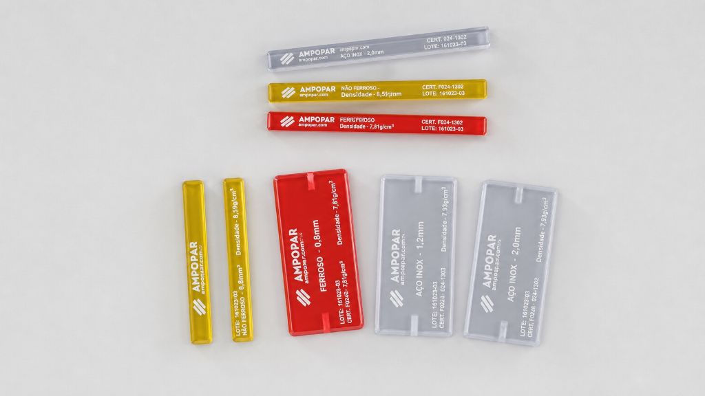 Corpos de prova Ampopar — placas Fe, NFe e Aço Inox